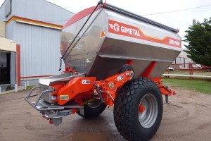 FERTILIZADORA GIMETAL EDR 8000